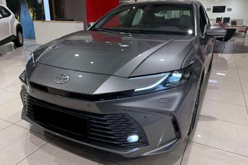 Toyota Camry Prestige 2.5 Hybrid Dynamic Force