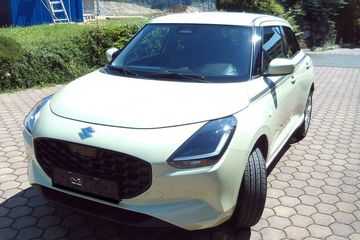 Suzuki Swift Premium Plus 1.2 Dualjet SHVS