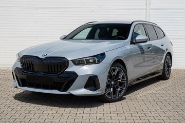 BMW Seria 5 Touring 540d xDrive M Sport