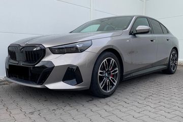 BMW Seria 5 520d xDrive M Sport