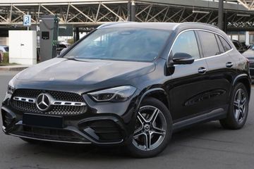 Mercedes GLA 220 4-Matic AMG Line