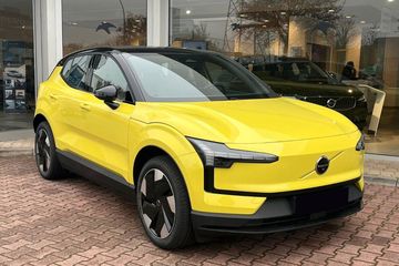 Volvo EX30 Twin Motor Ultra