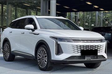 Omoda 9 1.5 Super Hybrid Exclusive AWD