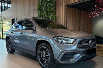 Mercedes GLA 220  4-Matic AMG Line