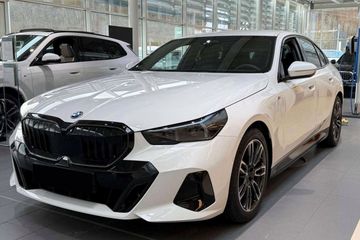 BMW Seria 5 520d M Sport