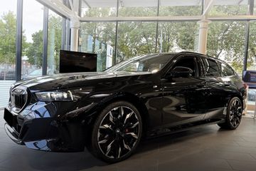 BMW Seria 5 Touring 540d xDrive M Sport