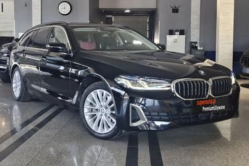 BMW Seria 5 Touring 520d xDrive Luxury Line