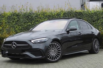 Mercedes Klasa C 220 d  4-Matic AMG