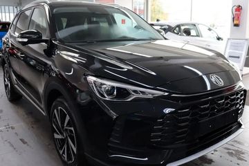 MG ZS 1.5 HEV+ Exclusive aut