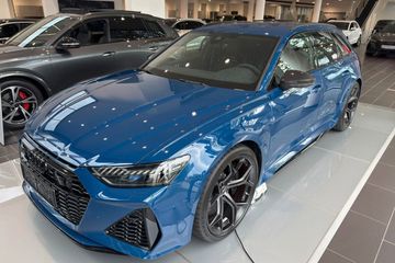Audi A6 RS6 TFSI quattro Performance