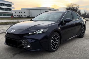 Toyota Camry Prestige 2.5 Hybrid Dynamic Force