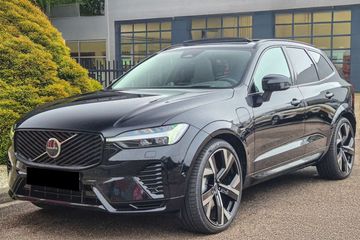 Volvo XC60 T6 Plug-In Hybrid AWD Ultra Dark