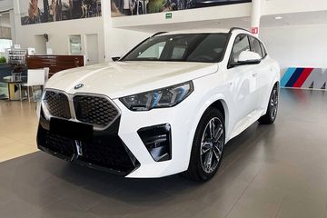 BMW iX2 eDrive20 M Sport