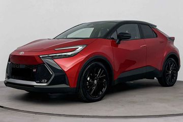 Toyota C-HR GR Sport 2.0 Hybrid Dynamic Force Plug-in