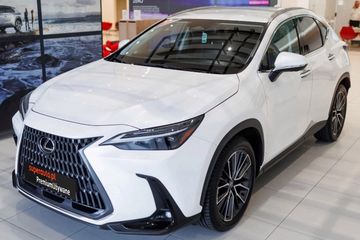 Lexus NX 450h Omotenashi AWD