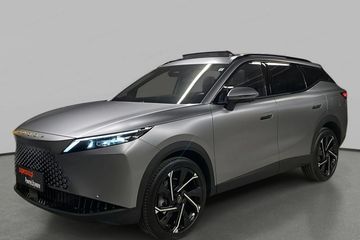 Omoda 7 1.5 t-Gdi Super Hybrid Luxury