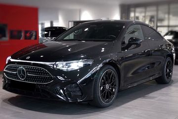 Mercedes CLA 220 4-Matic AMG Line
