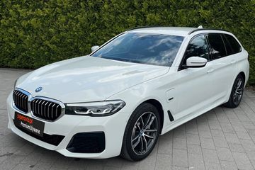 BMW Seria 5 530e xDrive M Sport sport-aut