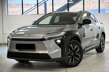 Toyota bZ4X Style EV