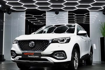 MG HS EHS 1.5 T-GDI PHEV Luxury