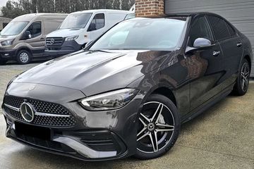 Mercedes Klasa C 300 e  4-Matic AMG