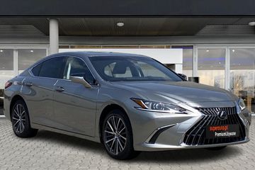 Lexus ES 300h Business Edition