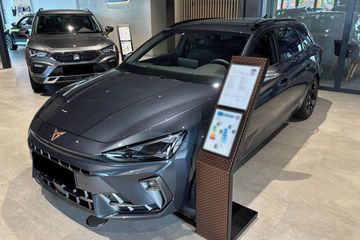 Cupra Leon Sportstourer 2.0 TSI DSG 4Drive