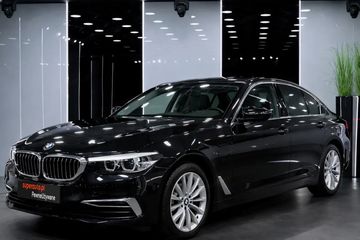 BMW Seria 5 530e xDrive Luxury Line