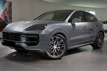 Porsche Cayenne Coupe Black Edition