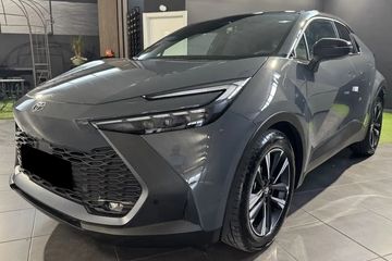 Toyota C-HR Style 2.0 Hybrid Dynamic Force Plug-in