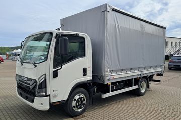 Isuzu M30 7.5 tony Plandeka + Winda