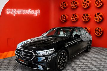 Mercedes Klasa E 200 4-Matic Avantgarde 9G-Tronic