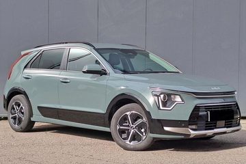 Kia Niro 1.6 GDI Hybrid L