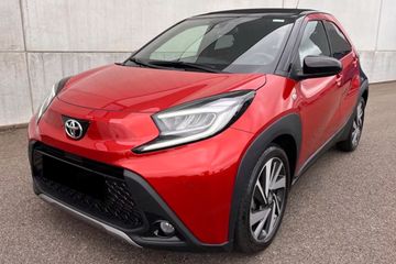 Toyota Aygo X Executive 1.0 benzyna