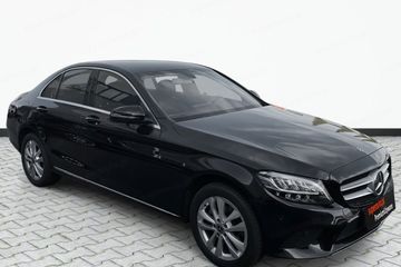 Mercedes Klasa C 200 4MATIC 9G-TRONIC