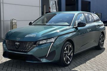 Peugeot 308 Allure EAT8  1.5 BlueHDi