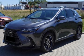 Lexus NX 350h Omotenashi 2.5 Hybrid AWD
