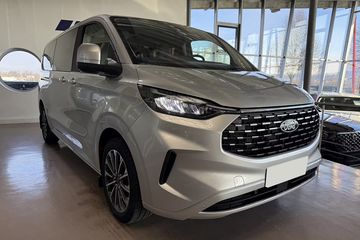 Ford Tourneo Custom 320 L2 Titanium X AT8