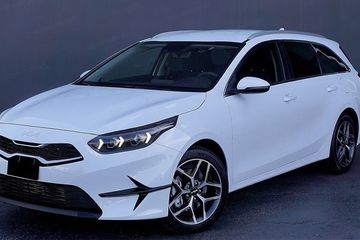 Kia Ceed 1.5 T-GDI Tribute