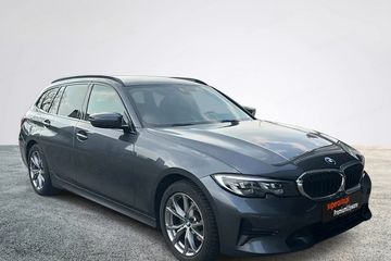 BMW Seria 3 320i Sport Line aut