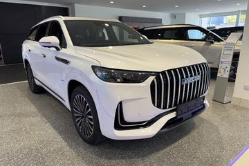 Jaecoo J8 1.5 T-GDI Super Hybrid Premium DHT 7os.
