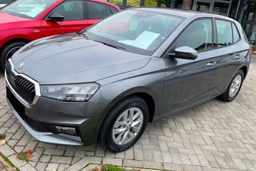 Skoda Fabia Selection 1.0 TSI DSG