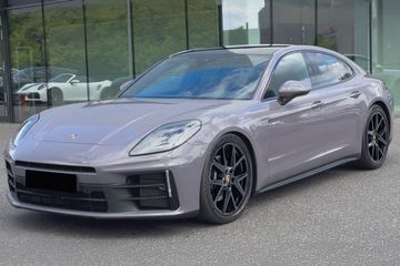 Porsche Panamera 4 E-Hybrid