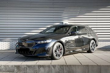 BMW Seria 5 Touring 520d xDrive M Sport