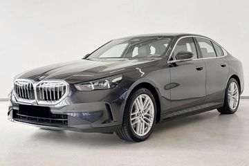 BMW Seria 5 530e