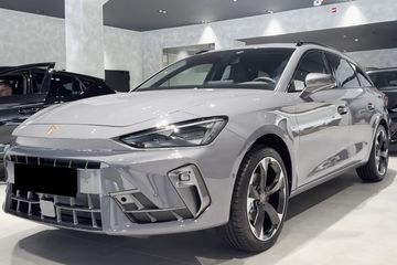 Cupra Leon 1.5 eTSI mHEV DSG