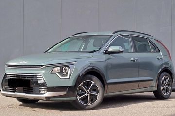 Kia Niro 1.6 GDI Hybrid L