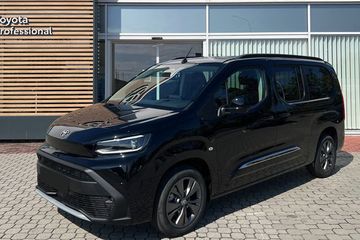 Toyota Proace City Verso Long  Family