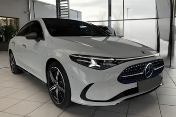 Mercedes CLA 220 4-Matic Progressive