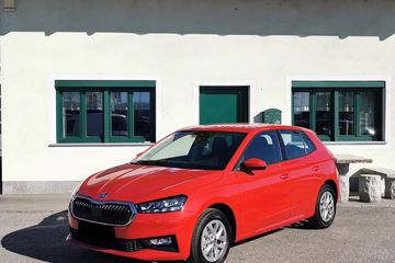 Skoda Fabia Essence 1.0 MPI